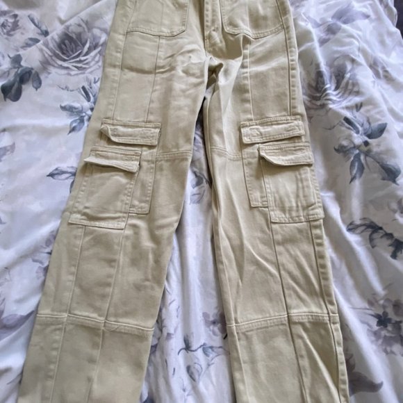 Princess Polly Utility Jean *Trending* Size XS- US 2 - Picture 2 of 3